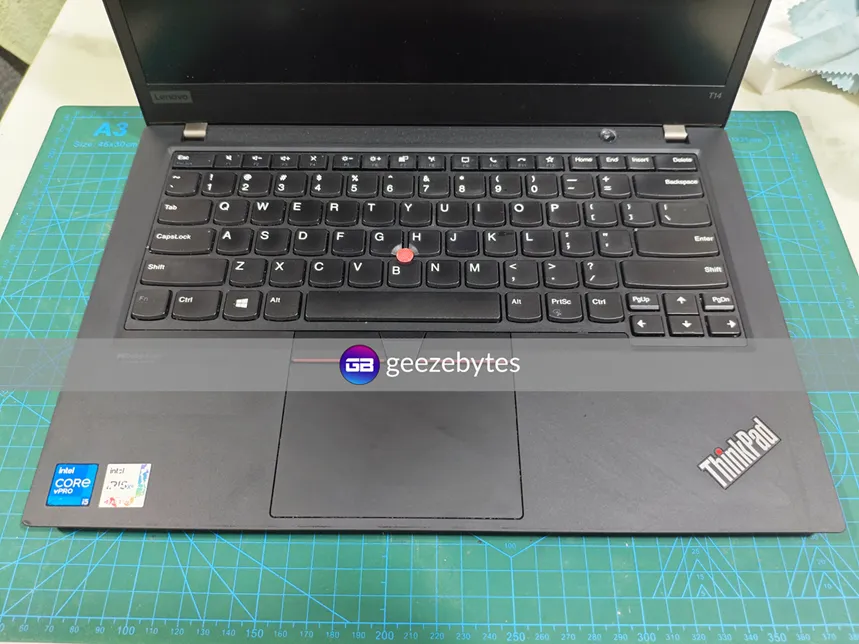 Lenovo ThinkPad T14 (11th Gen Intel® Core™ i5) - Image 3